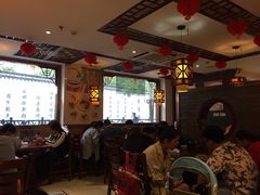 大堂-佬钱湾仔(衣裳街店)