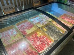 -捞小鲜虾滑海鲜自助火锅(嵊州吾悦店)
