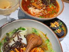 -百春原湖南牛肉粉(百联世纪店)