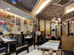 大堂-潮庭港式茶餐厅·熊仔奶茶(同济广场店)