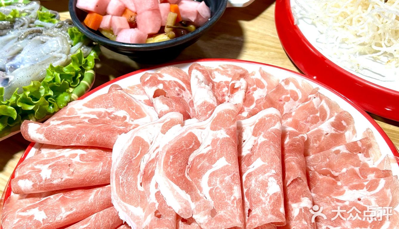 在这里，get火锅🍲➕撸串🥓的双重满足