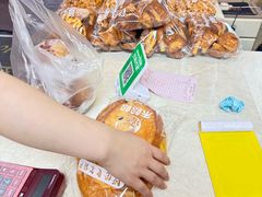 -秀云俄罗斯列巴屋(军星小区店)