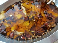 -鑫巴蜀小镇 · 水煮鱼专研店(玉桥店)