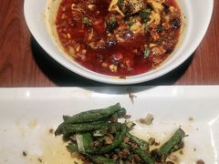 -川人百味·水煮活鱼(赛罕万达店)