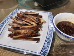 -十六中酱肉·烧烤·京菜小馆(五方桥旗舰店)