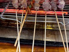 -哈尔滨小酒馆·鲜肉现穿自助烧烤(康新花园店)
