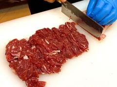 -元一希尔顿酒店·鲜切牛肉火锅禅自助餐厅