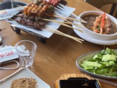 -粟氏天府·东北烧烤(长安街店)