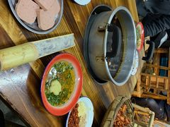 -咏勝锑锅麻辣烫(净居寺路总店)