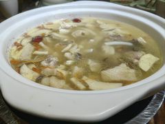 -龙泉人椰子鸡·糟粕醋·地标海南菜(龙昆南店)