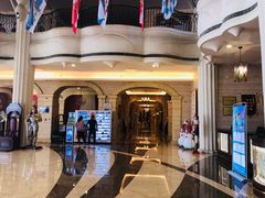 -泉城欧乐堡戏水湾艺术养生温泉