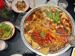 -辣尚瘾·烤鱼·新川菜(牡丹园直营店)