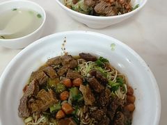 -阿阳牛腩腌面店