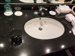 -北京保利大厦酒店(东四十条地铁站店)