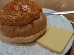 真系菠萝包-点点心港式茶餐厅(南京西路店)