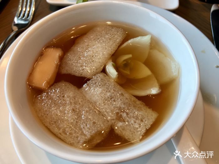 w酒店·苏滟松茸竹荪汤图片