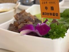 -三头牛·潮汕牛肉生蚝火锅 (夏湾店)