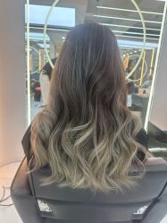 -赤道 Hair Salon