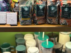 -星巴克(香港国际机场44号闸店)