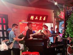 -沪小胖小龙虾(淮海中路旗舰店)