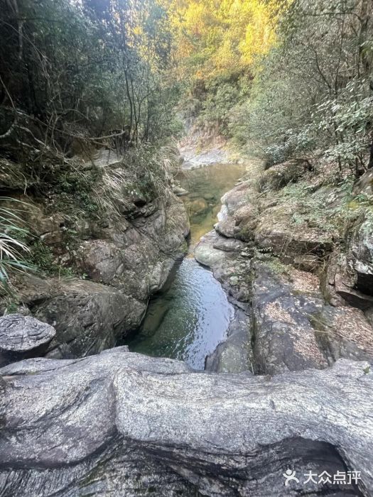 篁岭石门峡图片