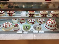 -花花卷卷·鲜食蛋糕(静安久光百货店)