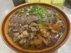 -花溪牛肉粉(八鸽岩店)