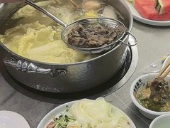 -宴全牛粤来越牛潮汕鲜牛肉火锅(海州万达广场店)