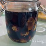 糖，香叶加入锅中，加入老抽再次煮3分钟 6、自然放凉