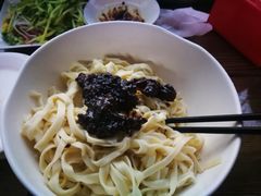-生活本该如此北京小馆(周庄嘉园店)