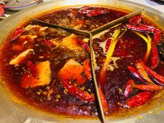 -叁口煮老火锅(东升店)