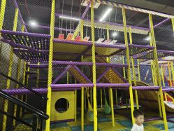 -蹦贝运动中心·蹦床·攀岩·闯关(龙岗店)