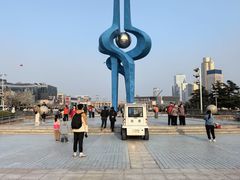 -泉城广场