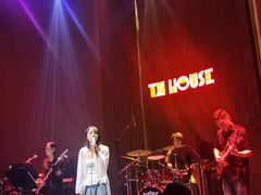 -TZ House音乐现场(来福士中心店)