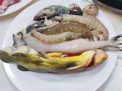 -尚品海鲜肥牛自助火锅(湖明店)