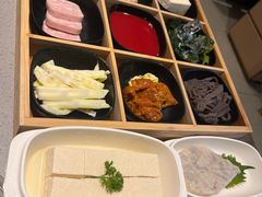 九宫格-海底捞火锅(漕宝路店)