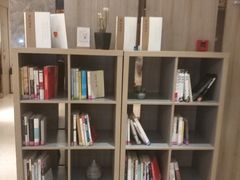 -西安大雁塔科技大学地铁站亚朵酒店