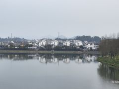 -披云山庄