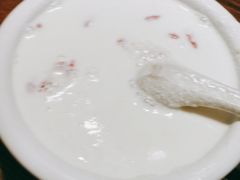 -三姐妹餐厅(曲江店)