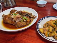 -芦茨金富饭庄·25年老字号·专做稻草鸡