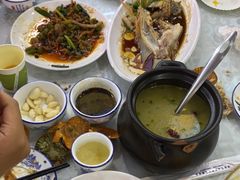 -范饭椰林川湘味海鲜·椰子鸡(三亚湾椰梦长廊店)