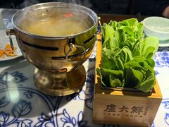 -卢大鲜鱼头捞饭(美利广场店)