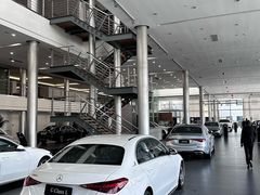 -天津波士信达奔驰4S店(卫津南路店)