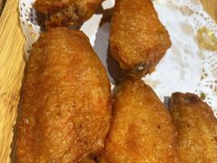 蒜香鸡翅（配薯条）-叶派龙虾•招牌香辣蟹·海鲜(中海国际店)