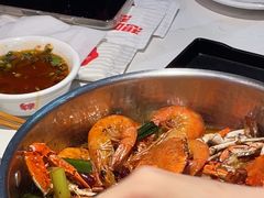 -七欣天香辣蟹火锅(闵行浦江欢乐颂店)