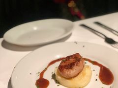 香煎鹅肝-茹丝葵经典牛排馆(上海外滩店)