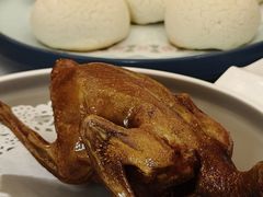 烤乳鸽-御口福·廿八年经典粤菜·驰名烧鹅 (远景路店)