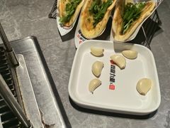 -鼎原力量东北吊炉烧烤(临河街店)