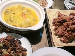 -东口码头·烧鸽子·鱼头泡饼·地方菜(金鹰悦城店)