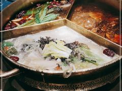 -湊湊火锅·茶憩(打浦桥日月光店)